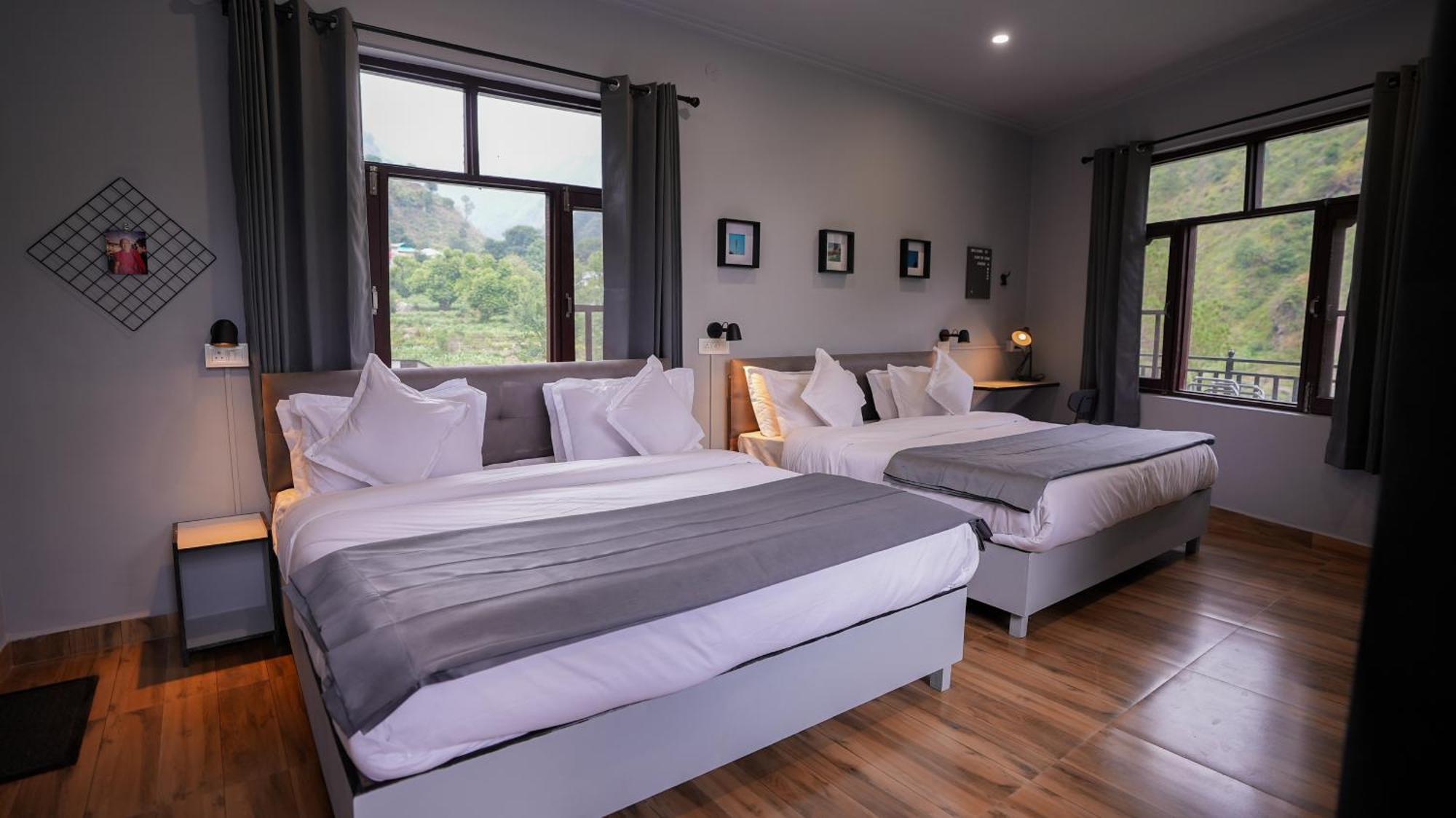 Sort By Stays, Kareri Dharamshala Dış mekan fotoğraf